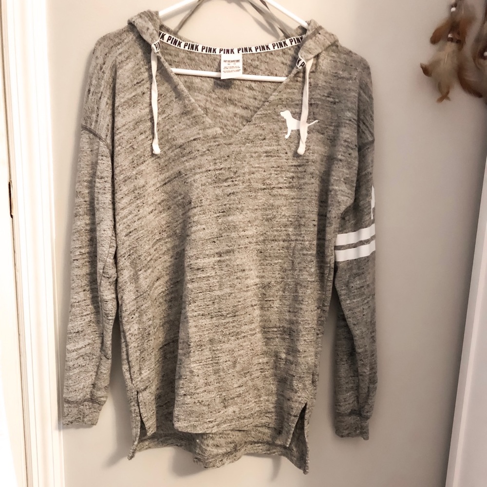 VS Pink pullover